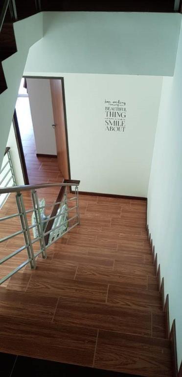Greenlane 98 / 5 Rooms / 5 Bathrooms / 25 Pax George Town Buitenkant foto