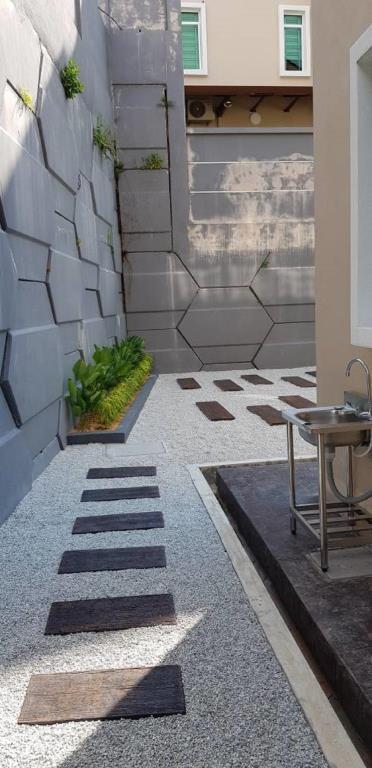 Greenlane 98 / 5 Rooms / 5 Bathrooms / 25 Pax George Town Buitenkant foto